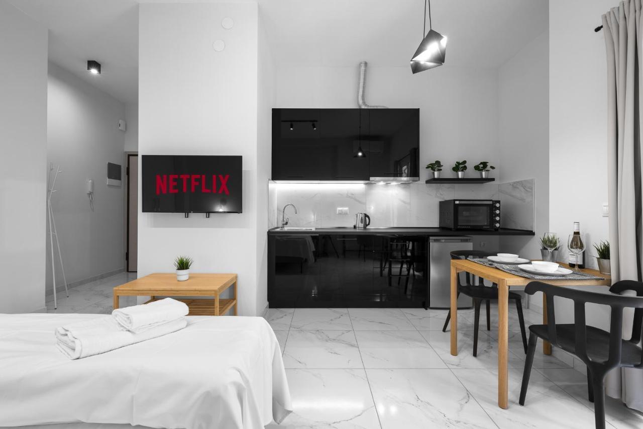 Breez Apartments, The Luxury Suites Thessaloniki Buitenkant foto